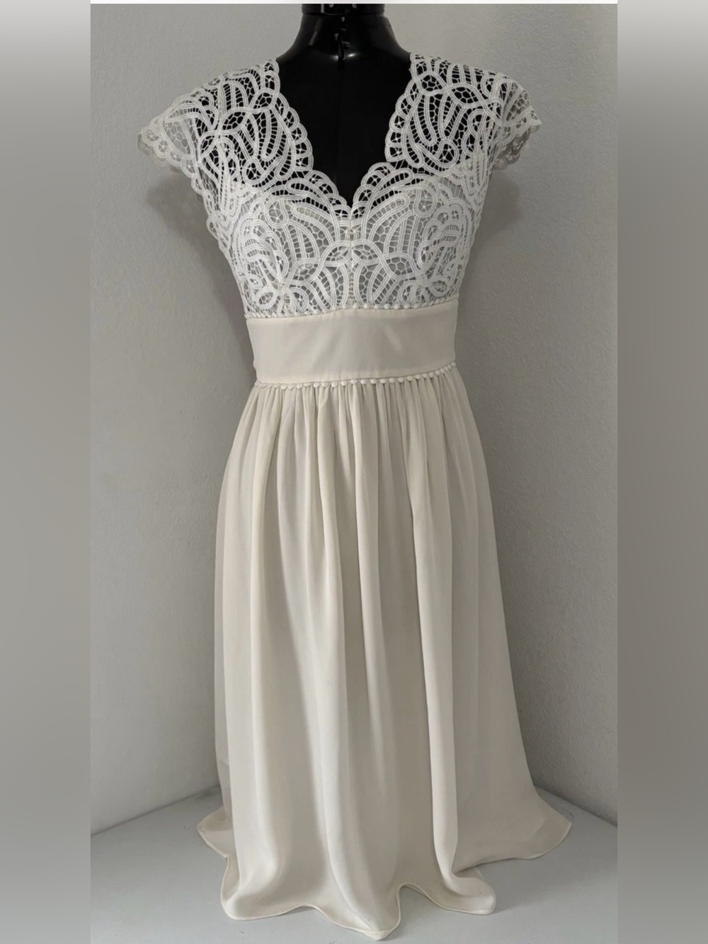Kate Spade Macrame Ivory  Lace Silk Midi Dress Belt Tie Women's Size 2.